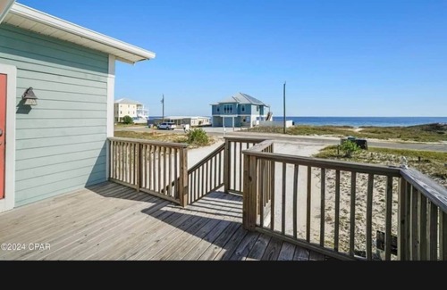 St. George Island House | Happy Everything - Vacation Rental - St George Island FL