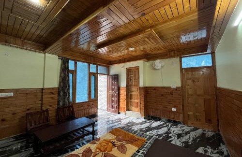 Kasol House | Happy Heaven Guesthouse, Chojh