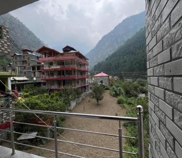 Kasol House | Happy Heaven Guesthouse, Chojh