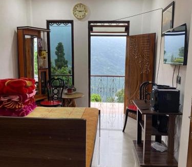 Kurseong House | Happy Homestay Sittong