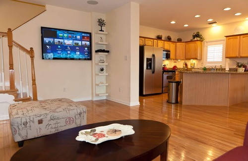 Holmes Beach House | Happy Island Cottage with Heated Private Pool
