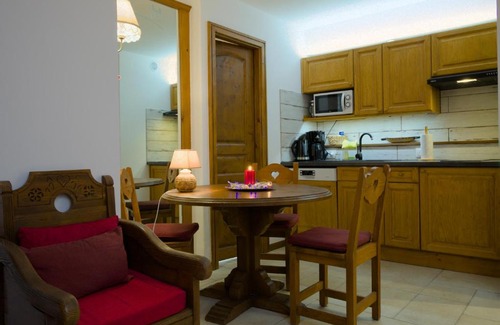 Argentiere Apartment | Happy Moose - Cosy Mont Blanc View apartment