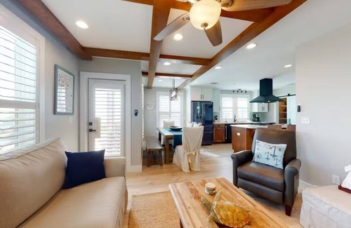 Mexico Beach House | Happy Ours with Elevator – Rooftop Views & Beach