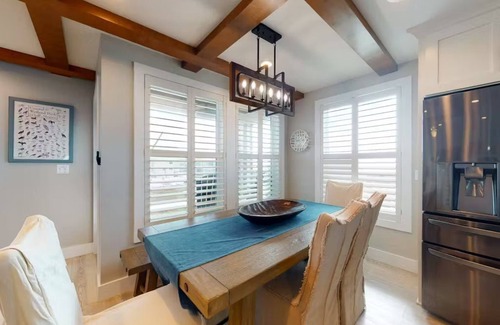 Mexico Beach House | Happy Ours with Elevator – Rooftop Views & Beach