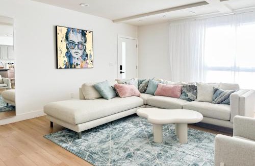 Mid City House | Happy Place 4-bedroom 4-bathroom House