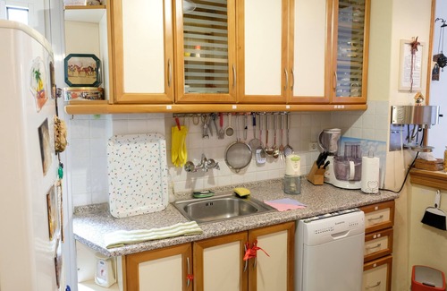 Thissio Apartment | Happy place at the foot of Acropolis.