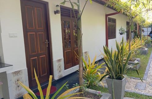 Mirissa Bed & Breakfast | Happy Stay Mirissa