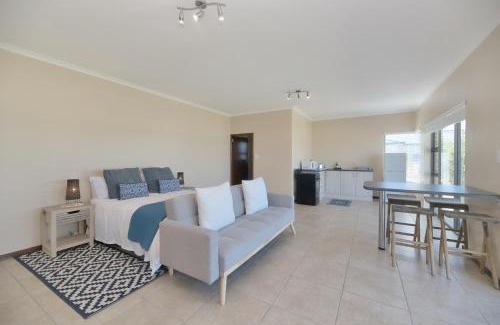 Struisbaai Apartment | Happy Tides In Struisbaai