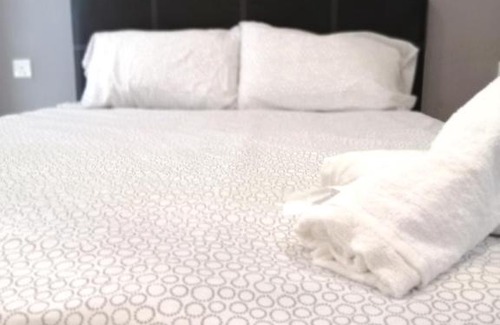 Taman Century Apartment | HappyTotoro K5L JB Shopping Mall Studio up to 4 pax