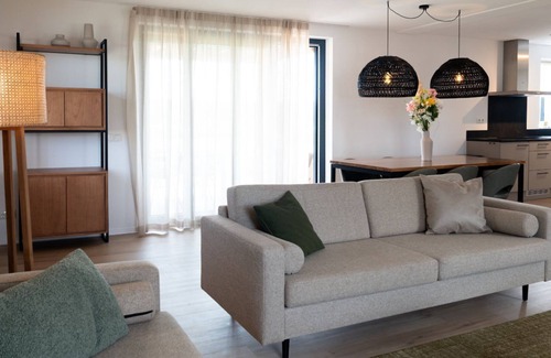 Thorn Villa | Harbor View 6p - Three Bedroom Villa, Sleeps 6