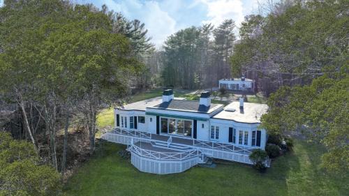 York Apartment | Harbor View Cozy Retreat for 2