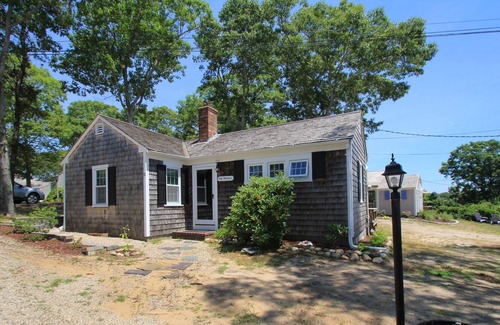 Hyannis Port House | Harbor Village - Beautiful Ocean Views, Walk To Beach