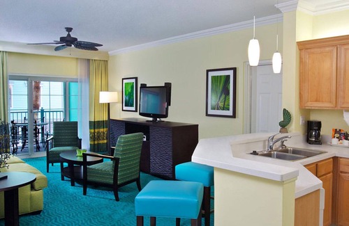 Paradise Island Resort | Harborside Resort at Atlantis, One Bedroom Deluxe Villa, 4 Atlantis wristbands!