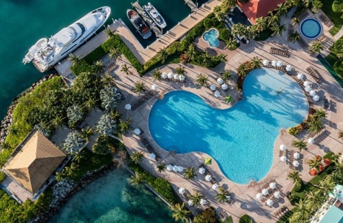 Paradise Island Resort | Harborside Resort at Atlantis 2 Bedroom Villa