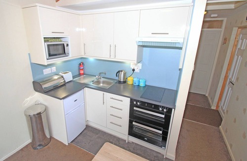 Porthmadog Cottage | HARBOUR APARTMENT, romantic in Porthmadog