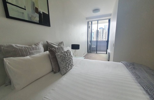 Docklands Hotel | Harbour Escape Apartments