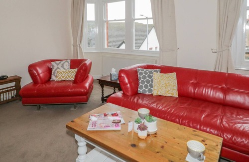 Rhos on Sea Apartment | HARBOUR LIGHTS in Rhos-On-Sea