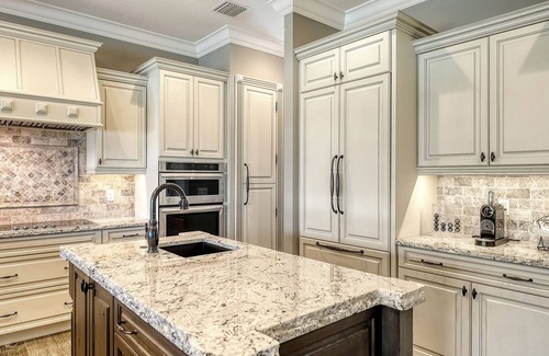 Sarasota House | Harbour Retreat - Luxury Waterfront Pool Home close Siesta Key by Gulf Coast Holiday Homes