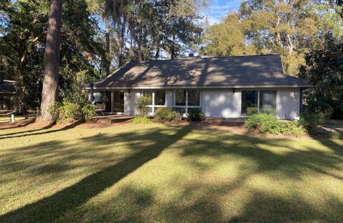 Heritage Woods House | Harbour Town Golf Links 11th Tee Ranch with South Beach Marina Pool Access