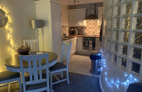 Donaghadee Apartment | Harbour View luxury comfortable Holiday Apartment