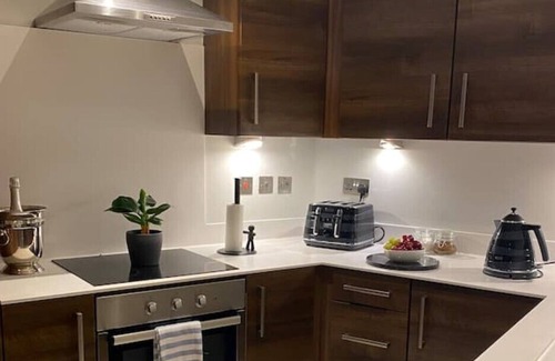 Belfast Apartment | Harbour Views