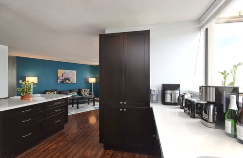 Old Toronto Apartment | Harbourfront Condo 1BR + exquisite view+ free parking