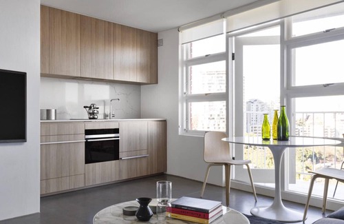 Lavender Bay Apartment | Harbourside Studio with Balcony and Breathtaking Views
