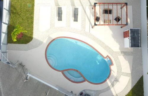 Miami Gardens Villa | Hard Rock Villa Pool, Game Room & Beach Fun