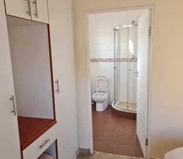 Port Edward Apartment | Hardman Beach House