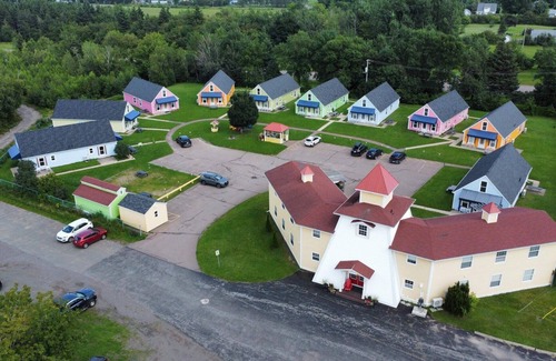 Shediac Cottage | Hardy's Parlee Beach Chalet #10