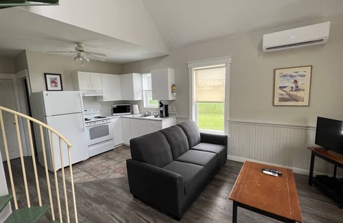 Shediac Cottage | Hardy's Parlee Beach Chalet #19
