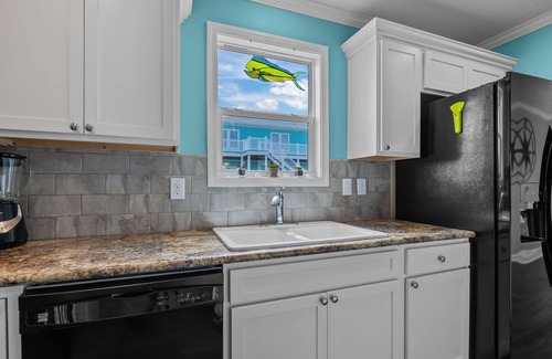 Harkers Island House | Harkers Island Haven-waterfront, private beach and dock