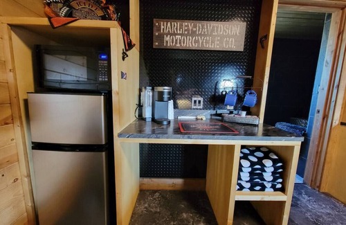 Wise County Other | Harley-Davidson Cabana at Tipsy Toad Retreat