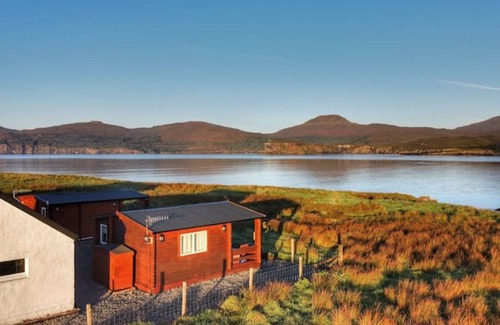 Caroy Cabin | Harlosh Log Cabins, Cabin No 2