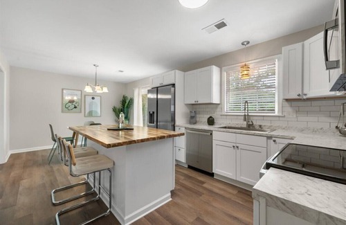 North Charleston House | Harmony Hideaway in N. Charleston