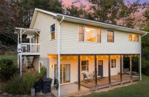 Mill Spring House | Harmony House - cozy, private mountain home, with firepit and pool table, located 10 minutes from Tryon Equestrian Center, Lake Lure, Local Wineries, and wedding venues