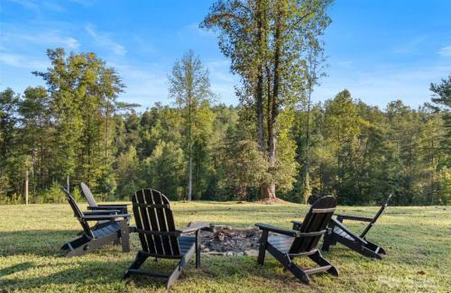 Mill Spring House | Harmony House - cozy, private mountain home, with firepit and pool table, located 10 minutes from Tryon Equestrian Center, Lake Lure, Local Wineries, and wedding venues