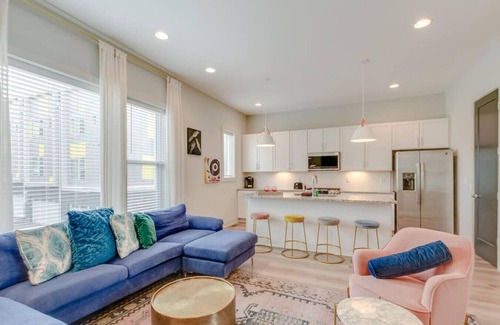 Talbot's Corner House | Harmony of Nashville – Dual Townhomes – 14 Beds