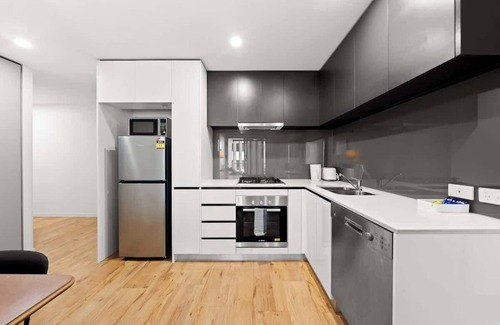 South Brisbane Apartment | Harmony Residences - Central SouthBrisbane 2BR Apt