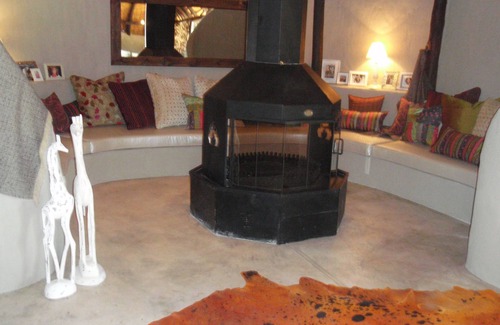 Gobabis Cabin | Harnas Wildlife Foundation