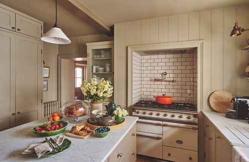 Cowes Cottage | Harold House - Luxury Cottages