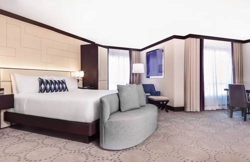 Las Vegas Strip Resort | Harrah’s Las Vegas – A Caesars Rewards Destination