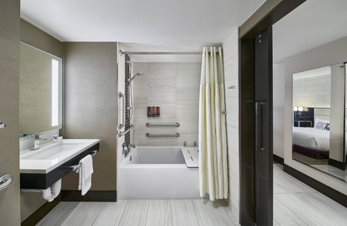 Las Vegas Strip Resort | Harrah’s Las Vegas – A Caesars Rewards Destination