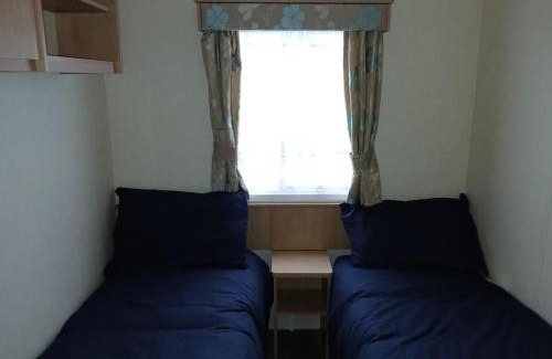 Wigton House | Harriet's Haven - Endless Pool, Tennis, Sky TV