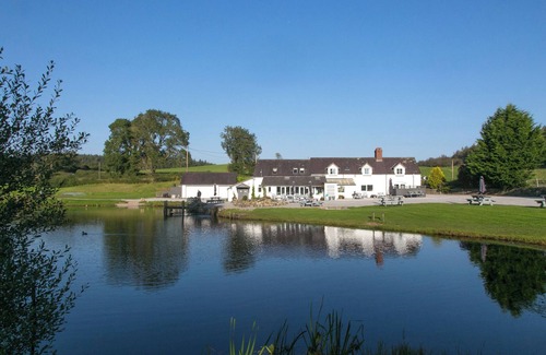 Cymau Cottage | HARRISON'S COTTAGE, family friendly, with a garden in Llandegla