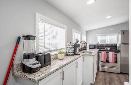 Downtown Columbus House | HARRISON STUDIO IN HEART OF COLUMBUS