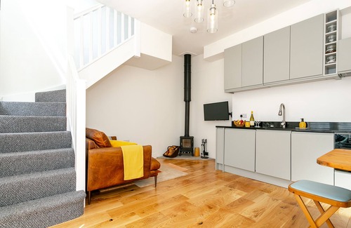 Harrogate House | Harrogate Center-Modern stylish two bedroom house