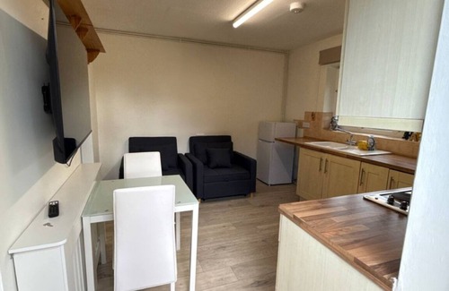 Watford Apartment | Harry Potter Flat, 2 Mins Drive away