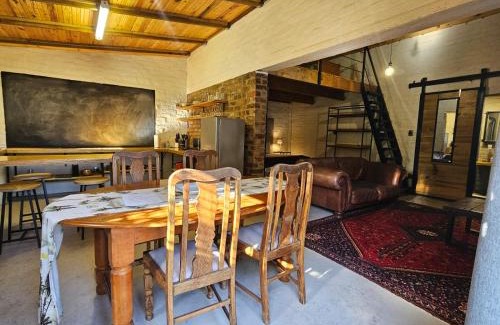 Oudtshoorn Apartment | Hartland Garden Loft