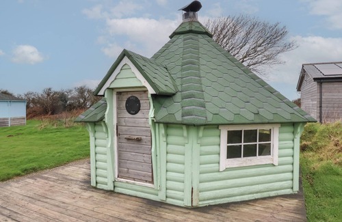 Hartland Cottage | HARTLAND QUAY, romantic, with a garden in Hartland
